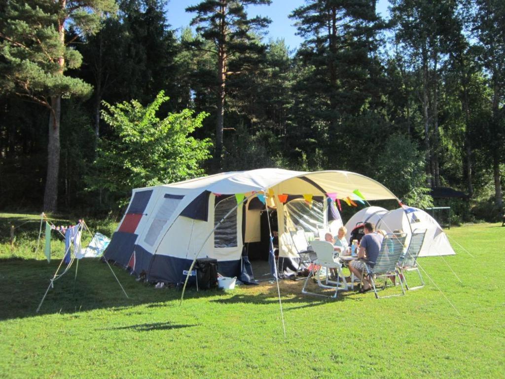 Yxningens Holiday Homes, Cottages And Camping Gusum Buitenkant foto